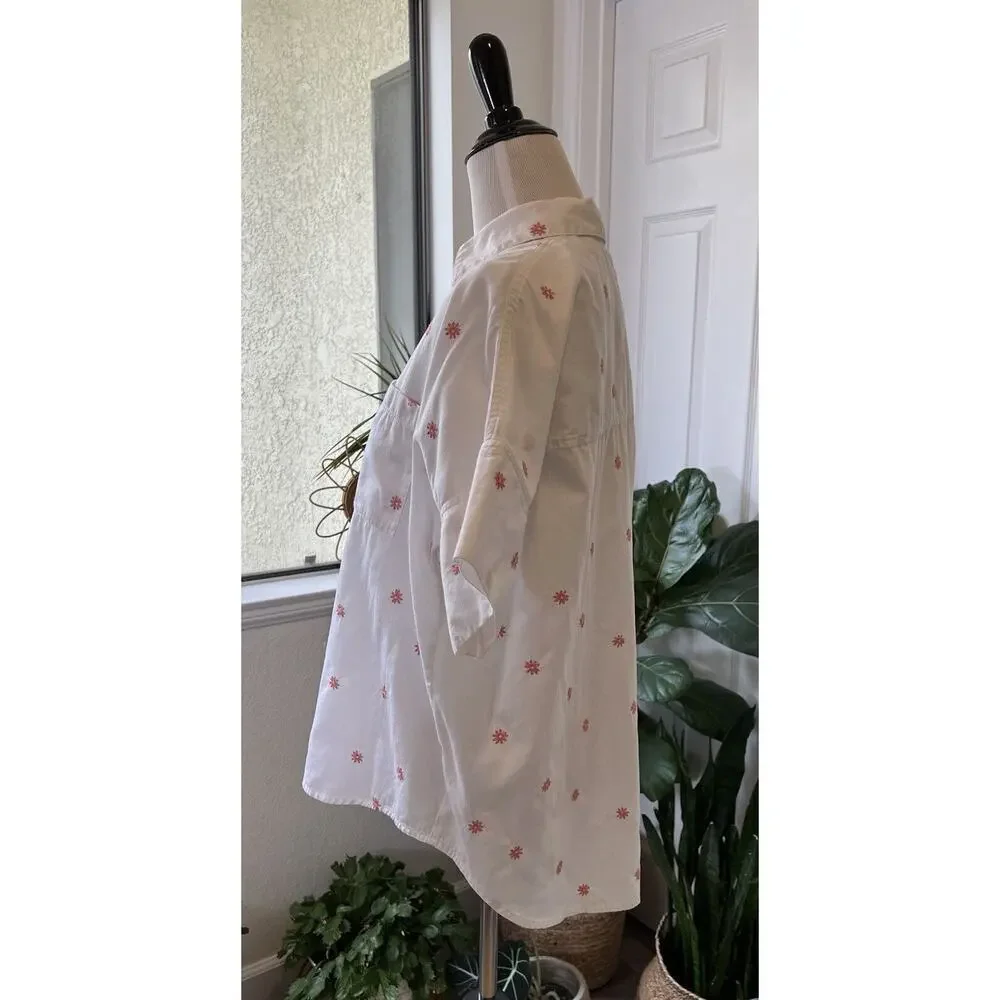 Madewell Women’s Embroidered White Button Up Size S Short Sleeve Blouse‎ Flowers